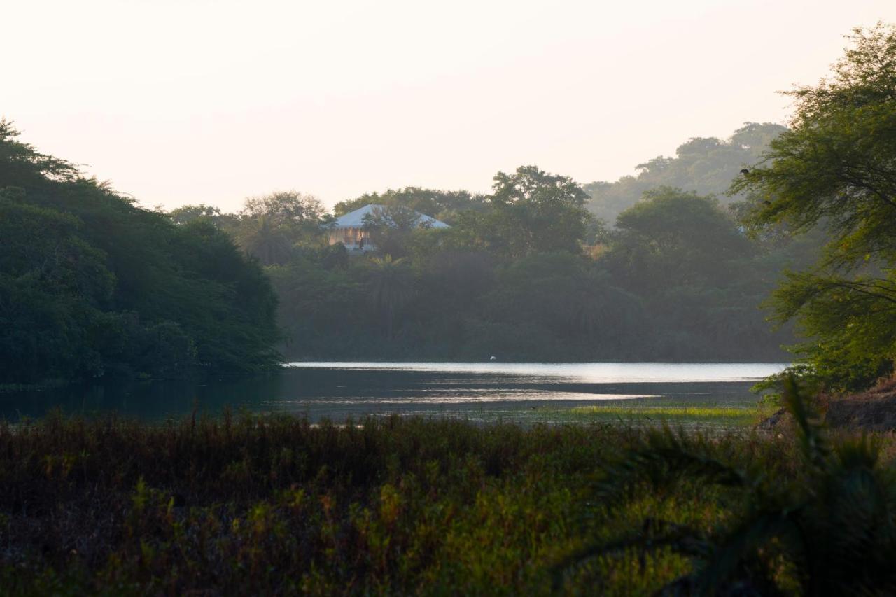 Dera Baghdarrah Nature Retreat อุเดเปอร์ ภายนอก รูปภาพ