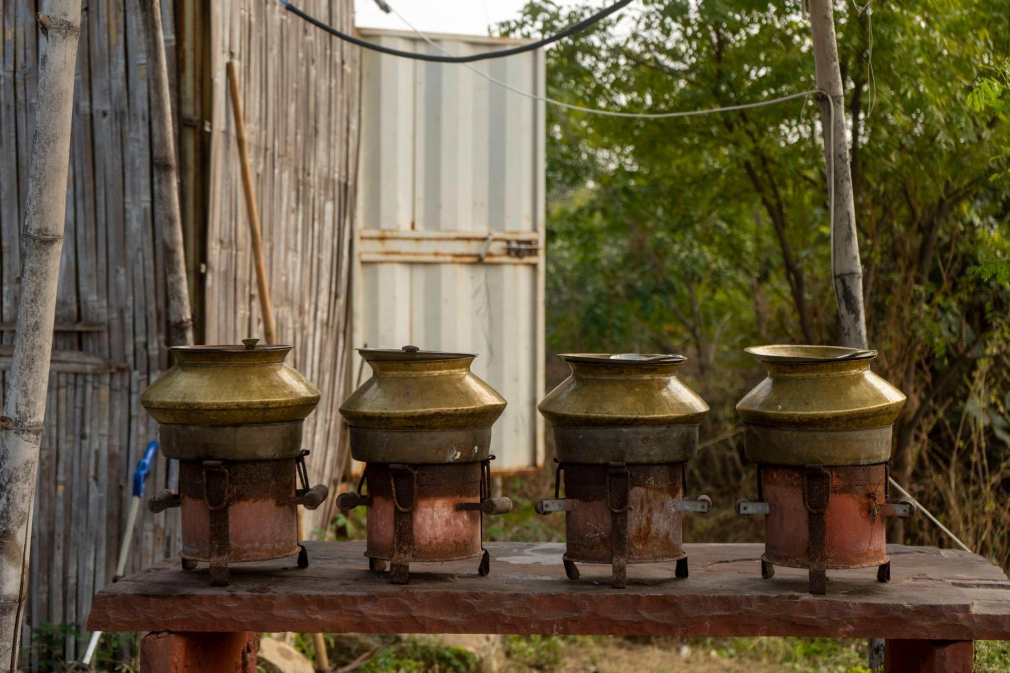 Dera Baghdarrah Nature Retreat อุเดเปอร์ ภายนอก รูปภาพ