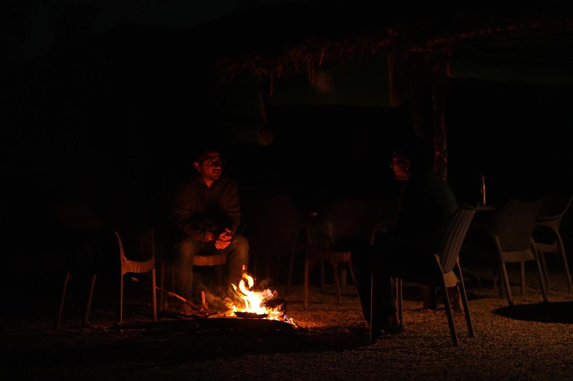 Dera Baghdarrah Nature Retreat อุเดเปอร์ ภายนอก รูปภาพ