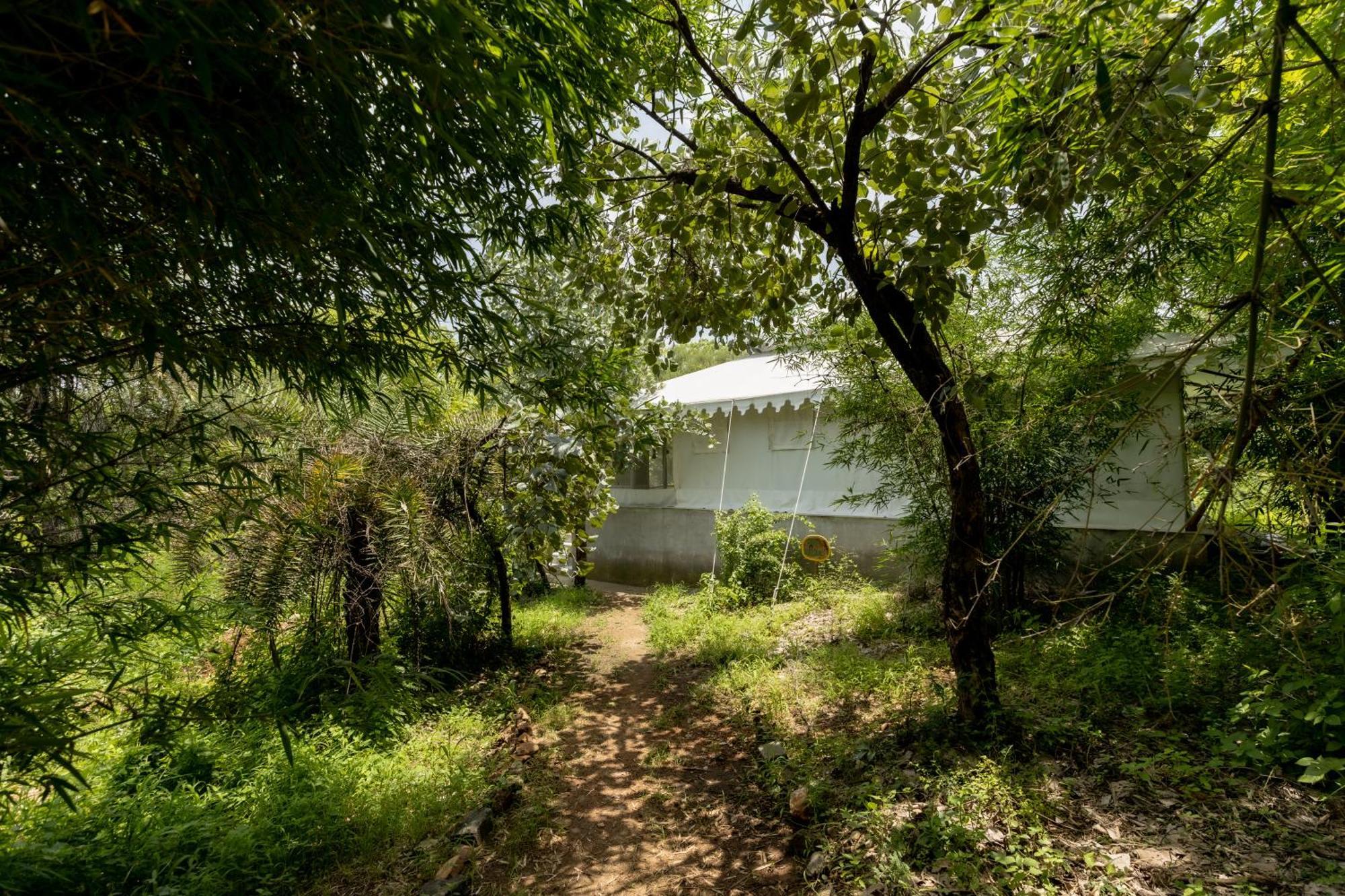Dera Baghdarrah Nature Retreat อุเดเปอร์ ภายนอก รูปภาพ